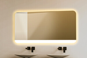 Badspiegel mit abgerundeten Ecken und LED Beleuchtung
